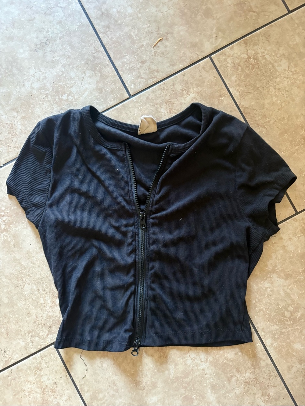 Black Zip-Front Ribbed Crop Top - Women's